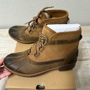 New in box Ugg Greda boot 8.5